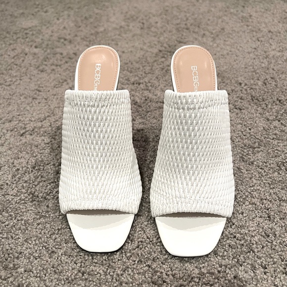 NWOT BCBGeneration Isadora Quilted Mule Chunky Heel - Picture 4 of 8